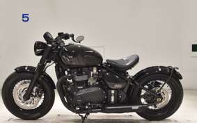 TRIUMPH BONNEVILLE BOBBER 2018