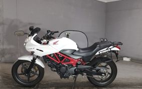 HONDA VTR 250 F MC33
