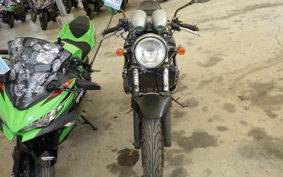 SUZUKI BANDIT 400 GK75A
