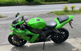 KAWASAKI NINJA ZX-10R 2004 ZXT00C