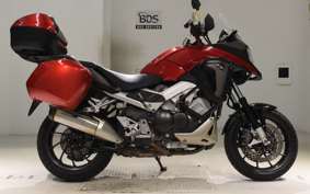 HONDA VFR800X 2018 RC80