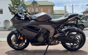 TRIUMPH DAYTONA 660 2024 LGL23U