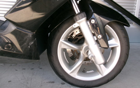 YAMAHA MAJESTYS SG28J