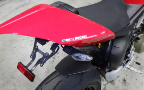 DUCATI STREETFIGHTER V4 S 2021