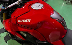 DUCATI STREET FIGHTER V4S 2021 FA00