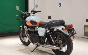 TRIUMPH BONNEVILLE T100 2022