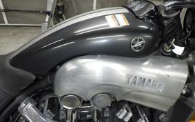 YAMAHA VMAX 2004