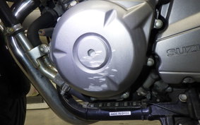 SUZUKI GSR250 2004