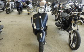VESPA PRIMAVERA 125