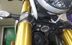 TRIUMPH SCRAMBLER 400X 2024