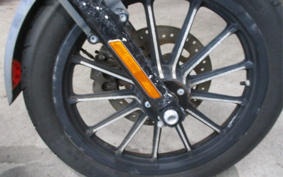 HARLEY XL883N 2015 LE2
