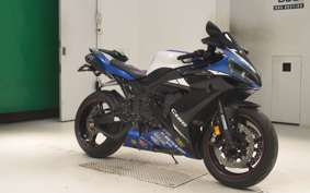 YAMAHA YZF-R1 2005
