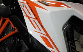 KTM 1290 SUPER DUKE GT 2019