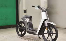 HONDA ｶﾌﾞE 2021