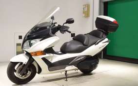 HONDA SILVER WING 400 GT Type 2009 NF03