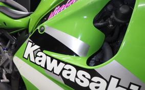 KAWASAKI NINJA ZX-7R 1999
