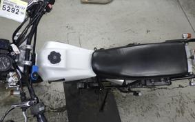 YAMAHA TW225 DG09J