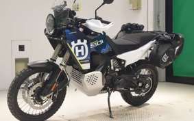 HUSQVARNA ノーデン901 2022