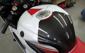 YAMAHA YZF-R6 2010