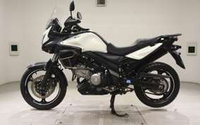 SUZUKI Vｽﾄﾛｰﾑ650A 2012