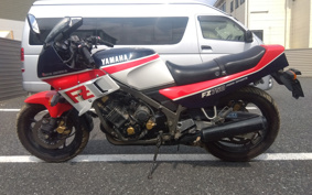YAMAHA FZ750 1986 1FM
