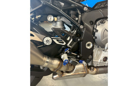 BMW M1000R 2025 0E81