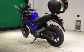SUZUKI ｸﾞﾗﾃﾞｨｳｽ400 2011 VK58A