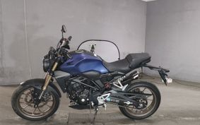 HONDA CB250R MC52