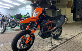 KTM 690 SMC R 2022 LSV40