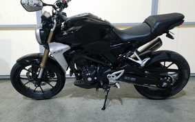 HONDA CB250R MC52