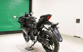 SUZUKI GSX-R125 DL33B