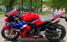 HONDA CBR1000RR-R FB SP 2024 SC82
