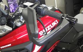 SUZUKI Vｽﾄﾛｰﾑ1050 2023 EF11M