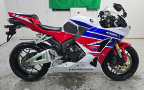 HONDA CBR600RR 2017 PC40