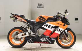 HONDA CBR1000RR 2004 SC57