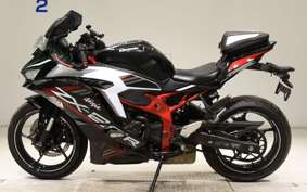 KAWASAKI ZX-25R ZX250E