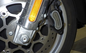HARLEY FLSTFB 1580 2015