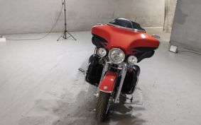 HARLEY FLHTCUSE 1800CVO PR8