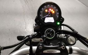 TRIUMPH STREET SCRAMBLER DAD78G