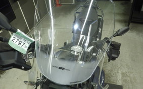 MOTO GUZZI V85 TT 2022
