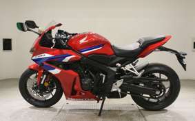 HONDA CBR650R E-Clutch 2026 RH17