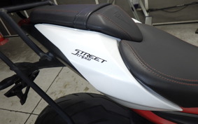 TRIUMPH STREET TRIPLE R 2018