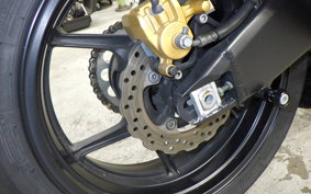 KAWASAKI ZX 10 NINJA R 2004 ZXT00C