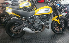 DUCATI SCRAMBLER ICON 2015 K102