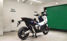 HONDA X-ADV 750 2026 RH21
