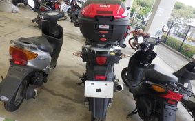 SUZUKI Vｽﾄﾛｰﾑ250
