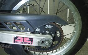 SUZUKI DJEBEL 200 (DR200SE) 2011 SH42A