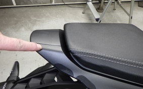 HONDA CBR650R E-Clutch 2025 RH17