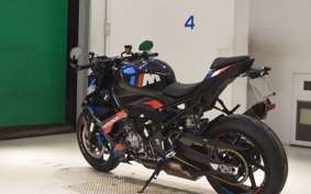 BMW M1000R 2023