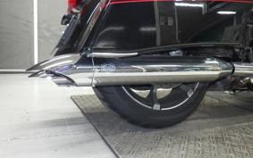 HARLEY FLHXSE 1800CVO 2011